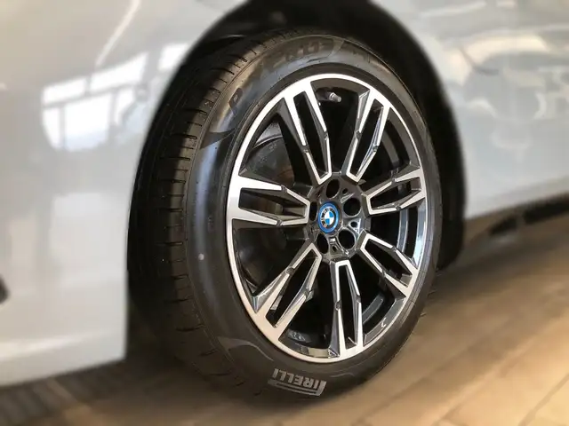 BMW 530 e xDrive Ansicht 3