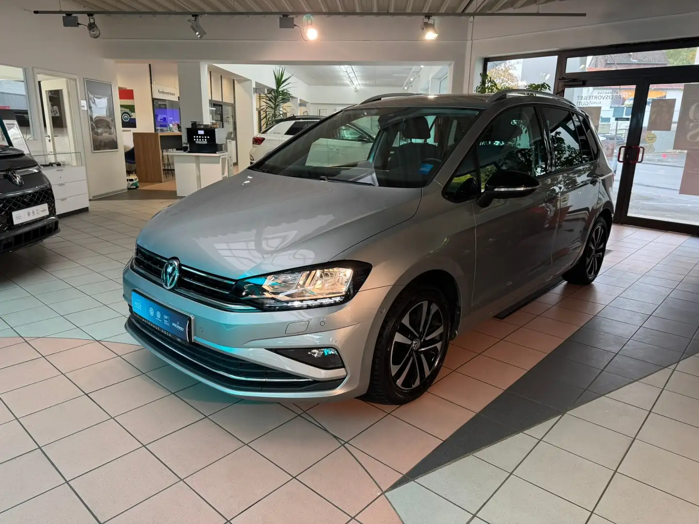 Volkswagen Golf VII Sportsvan 1.0 TSI IQDRIVE ACC+AppConnect Argent - 2