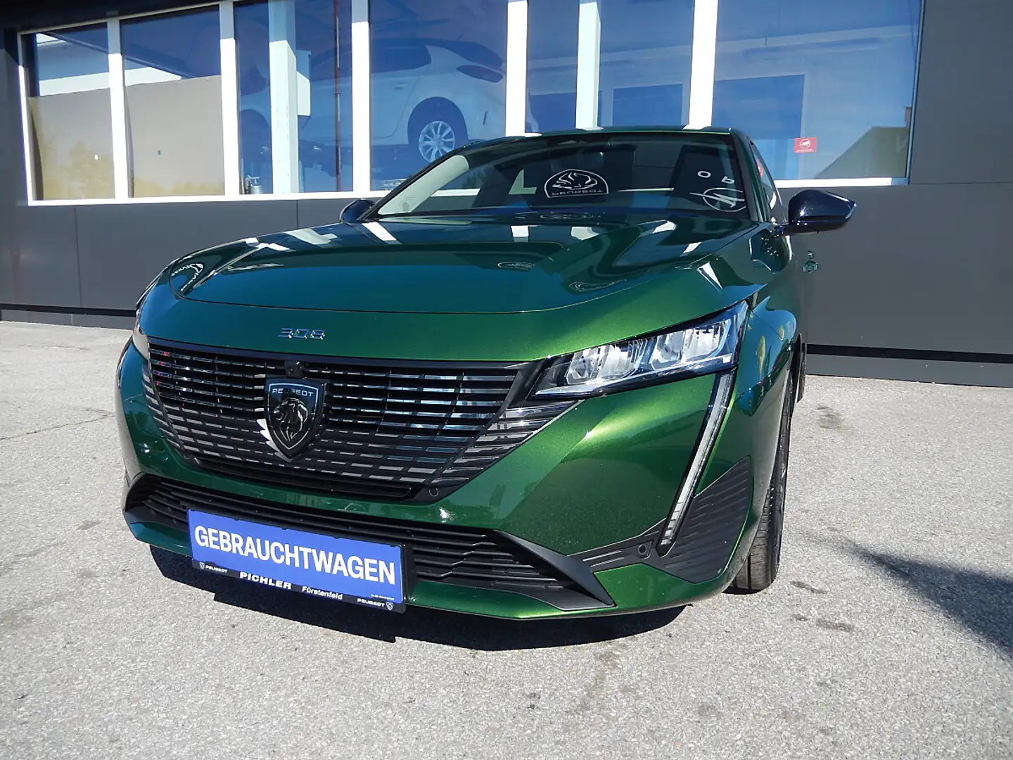Peugeot 308 BlueHDi 130 S&S EAT8 Allure Grün - 1