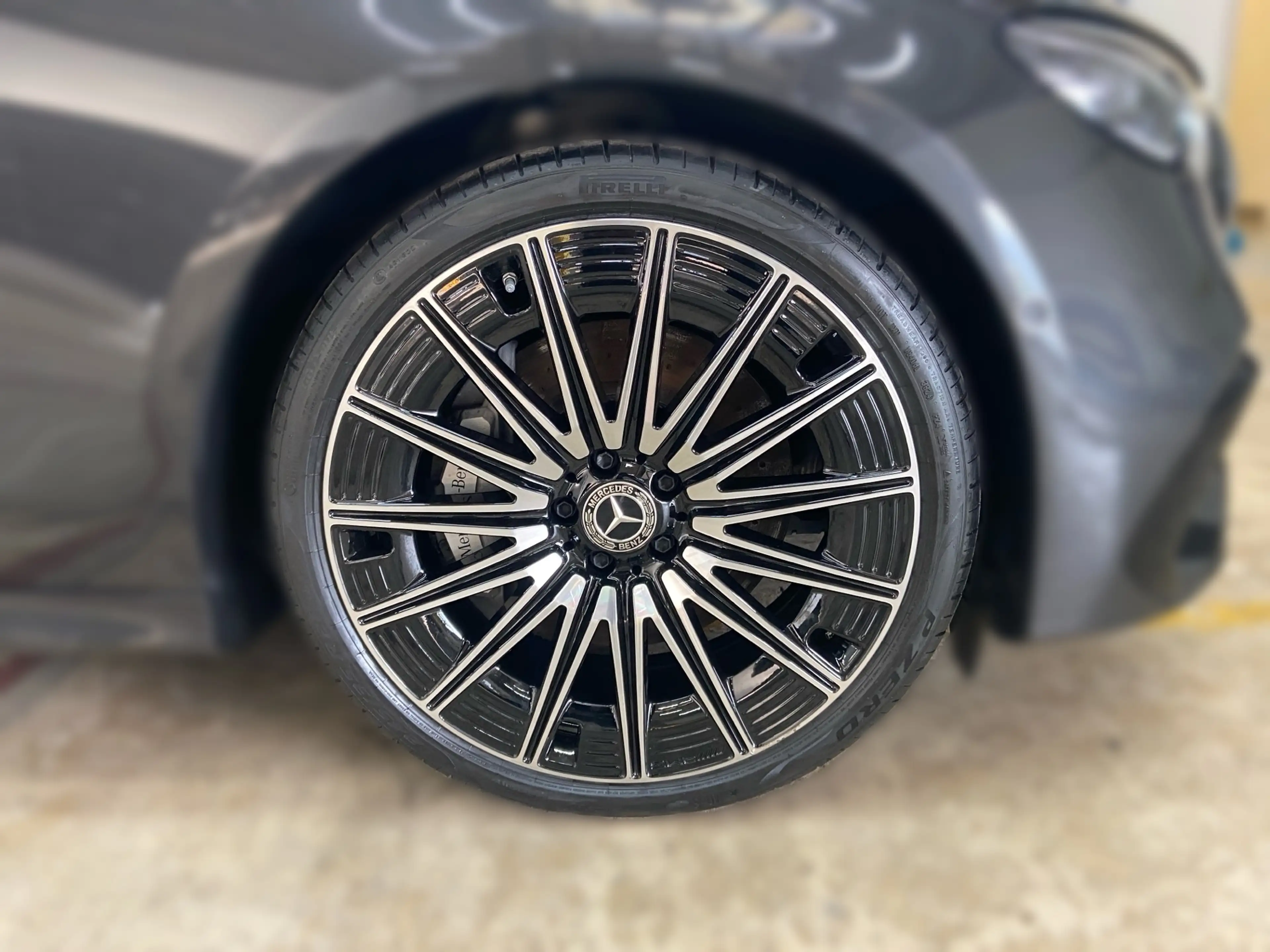 Mercedes-Benz E 450 d 4M T AMG Premium+Night+Burmester 4D+AHK+ — photo 6