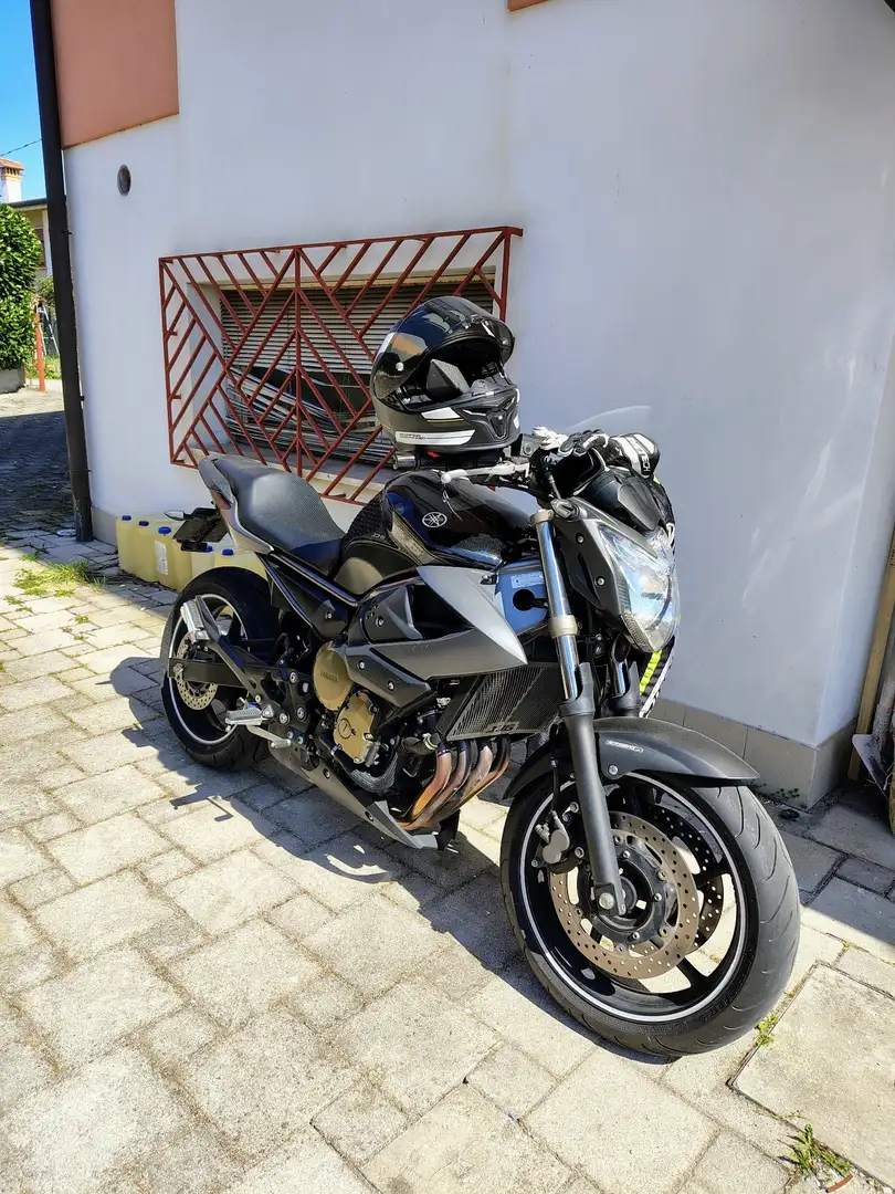 Yamaha XJ 6 Black - 1