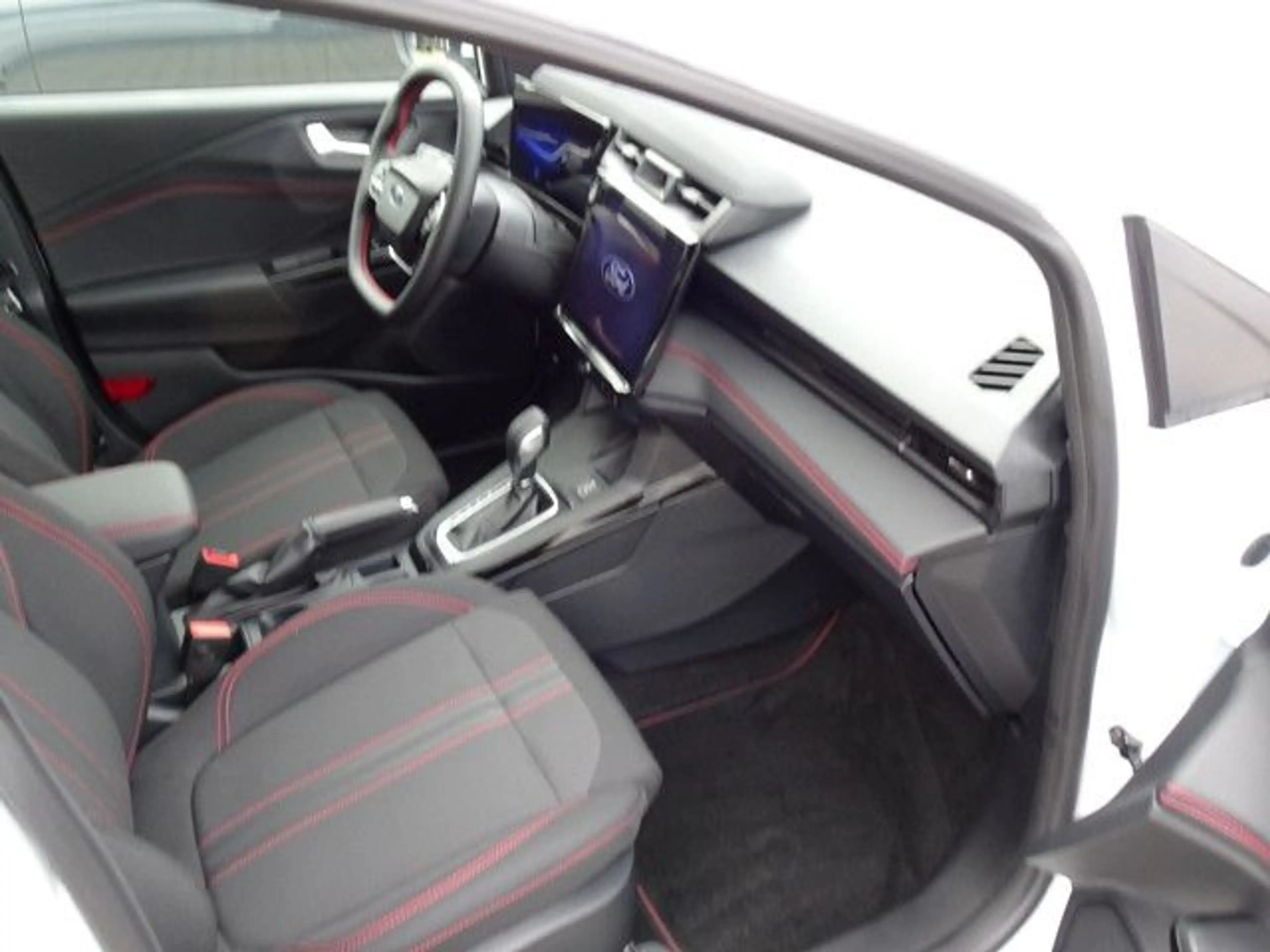 Ford Puma ST-Line — photo 13