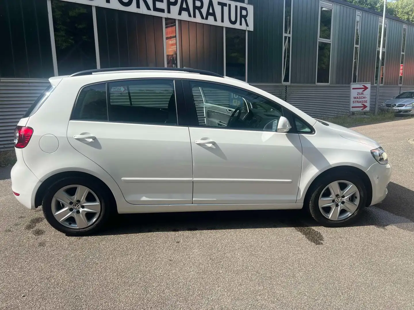 Volkswagen Golf Plus Automatik Klima Navi 1 Hand Weiß - 1