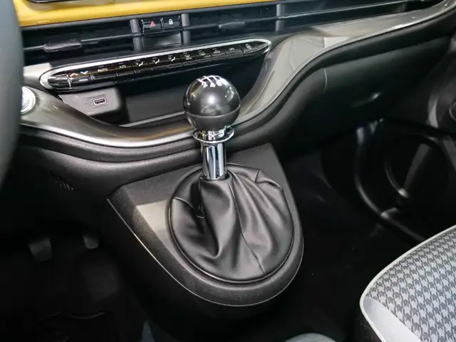 Fiat 500 view 14