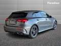 Mercedes-Benz A 250 A250e PHEV 2024 | 1.3 - 218CV | AMG LINE Grau - thumbnail 2