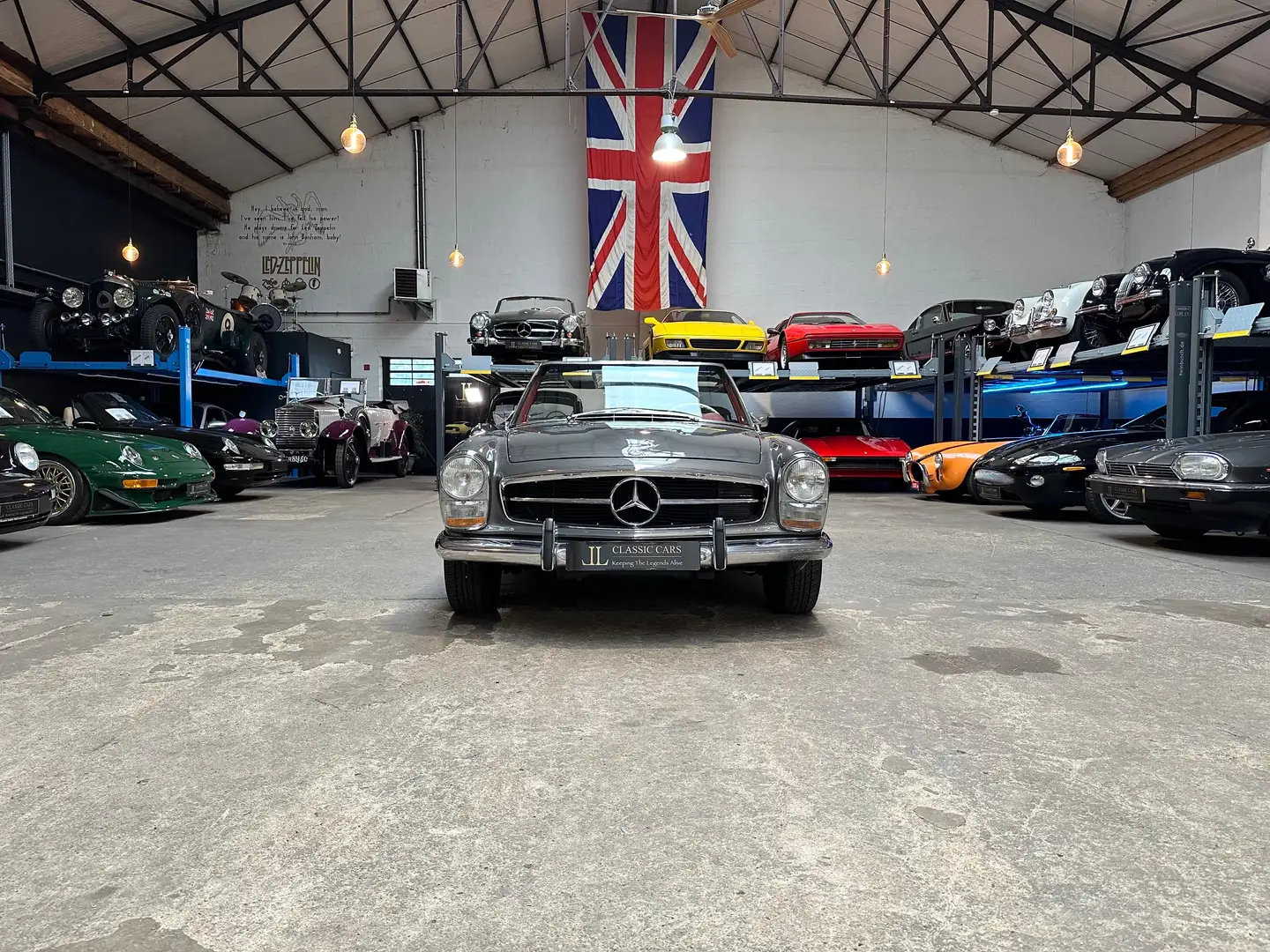 Mercedes-Benz SL 280 Pagode Argent - 2