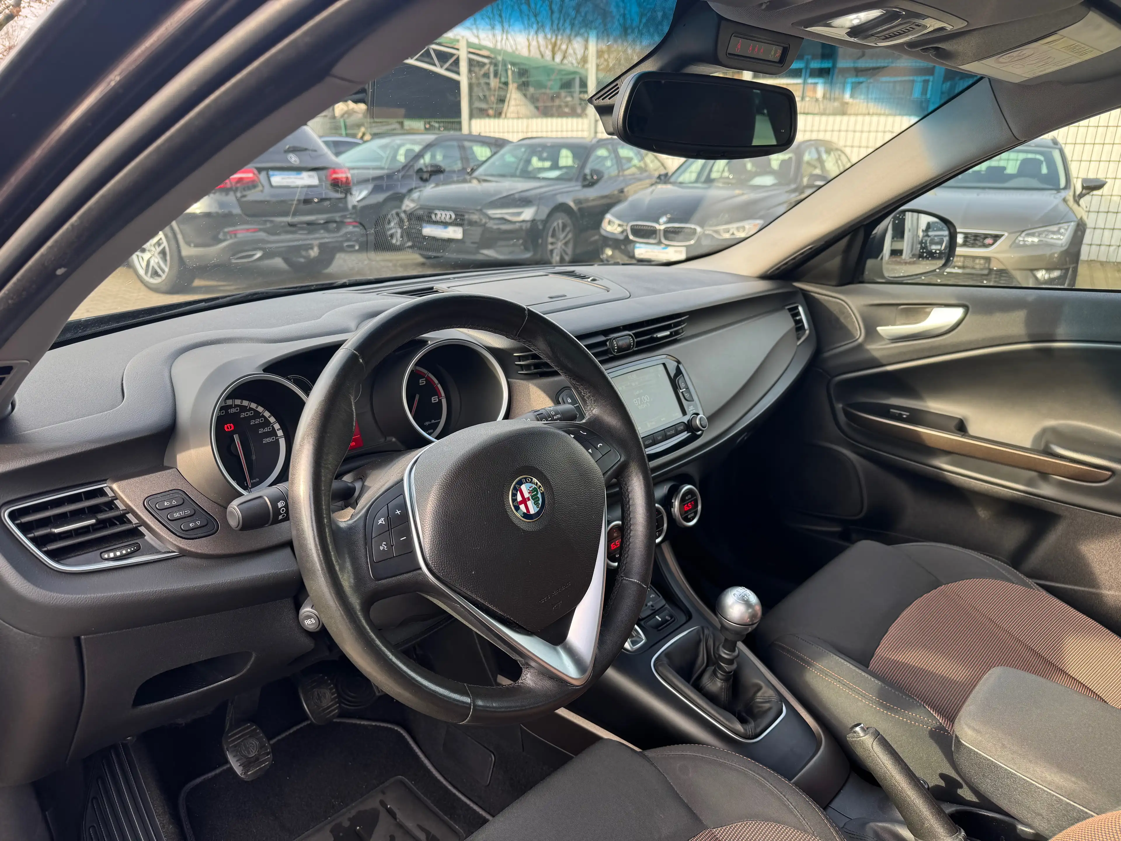Alfa Romeo Giulietta 2,0 JTDM "Turismo — photo 10