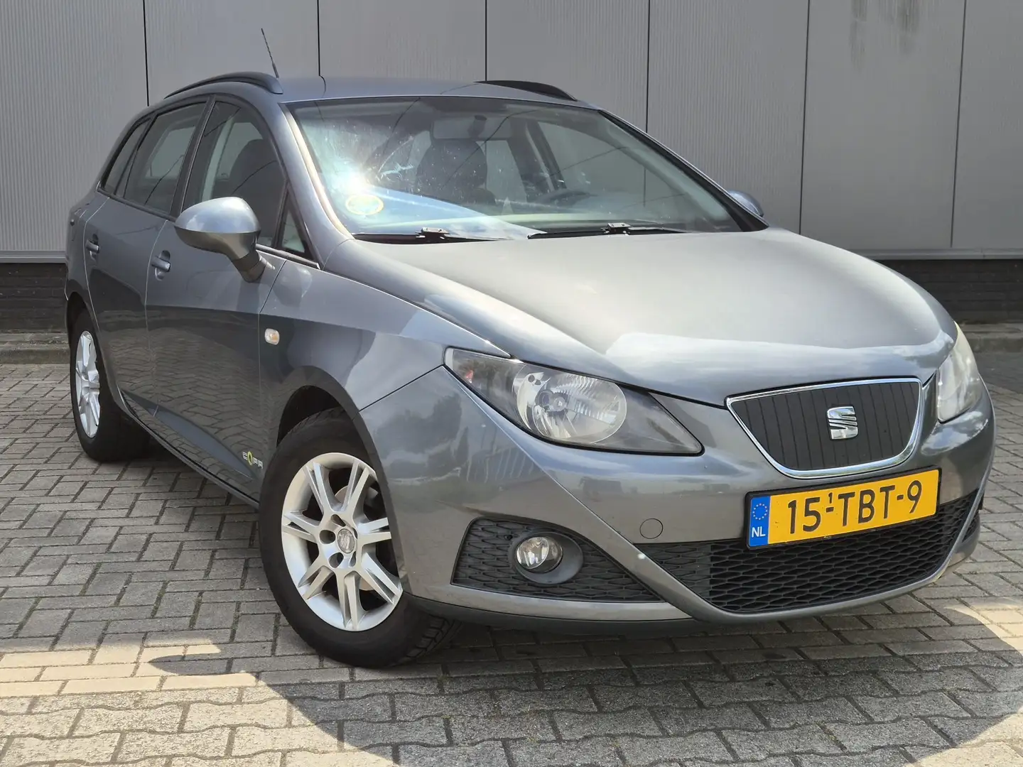 SEAT Ibiza 1.2 TDI COPA Eco. Grijs - 2