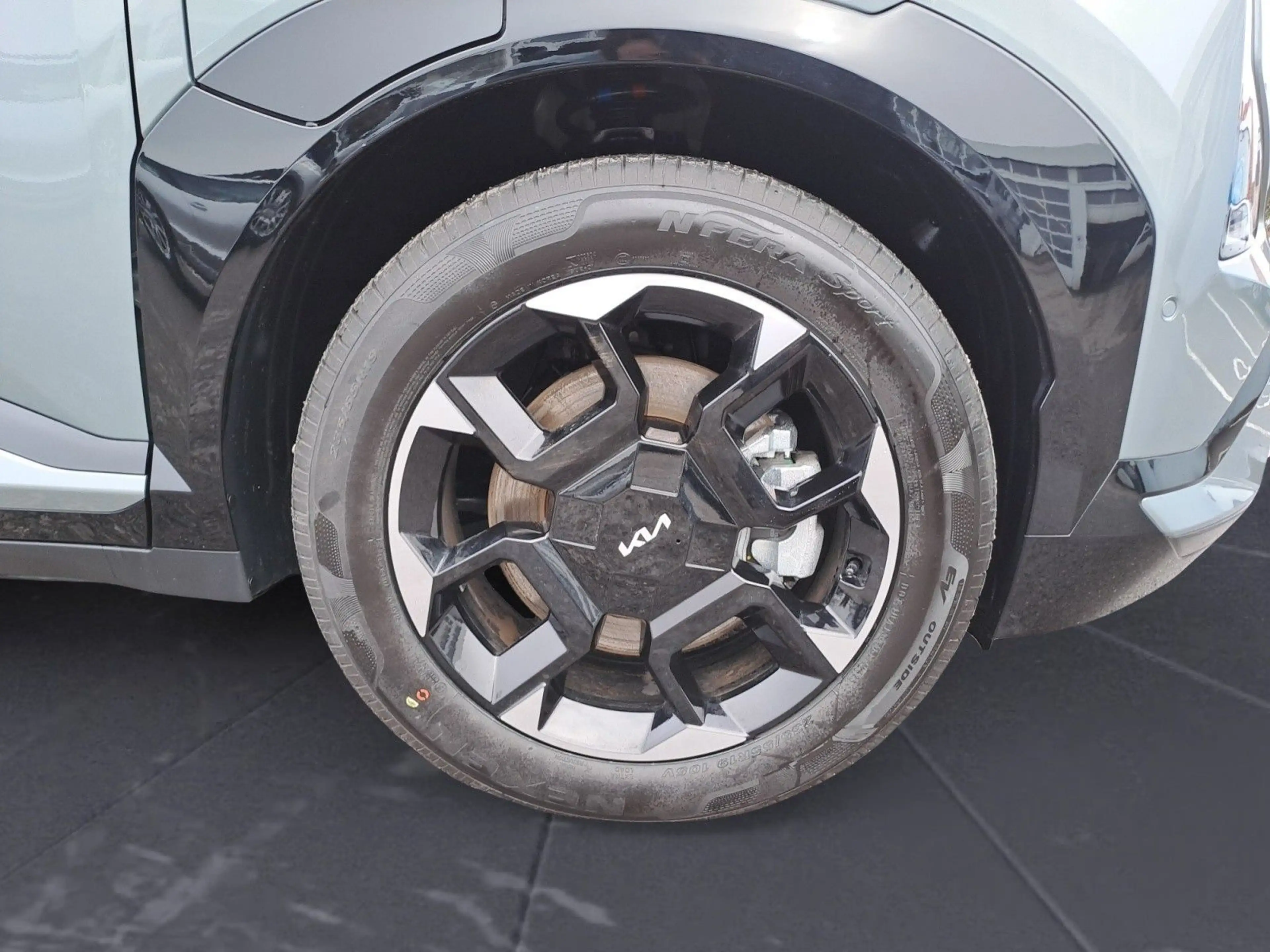 Kia EV5 h GT-Line Launch Edition Frontantr. Tempom.a — photo 12