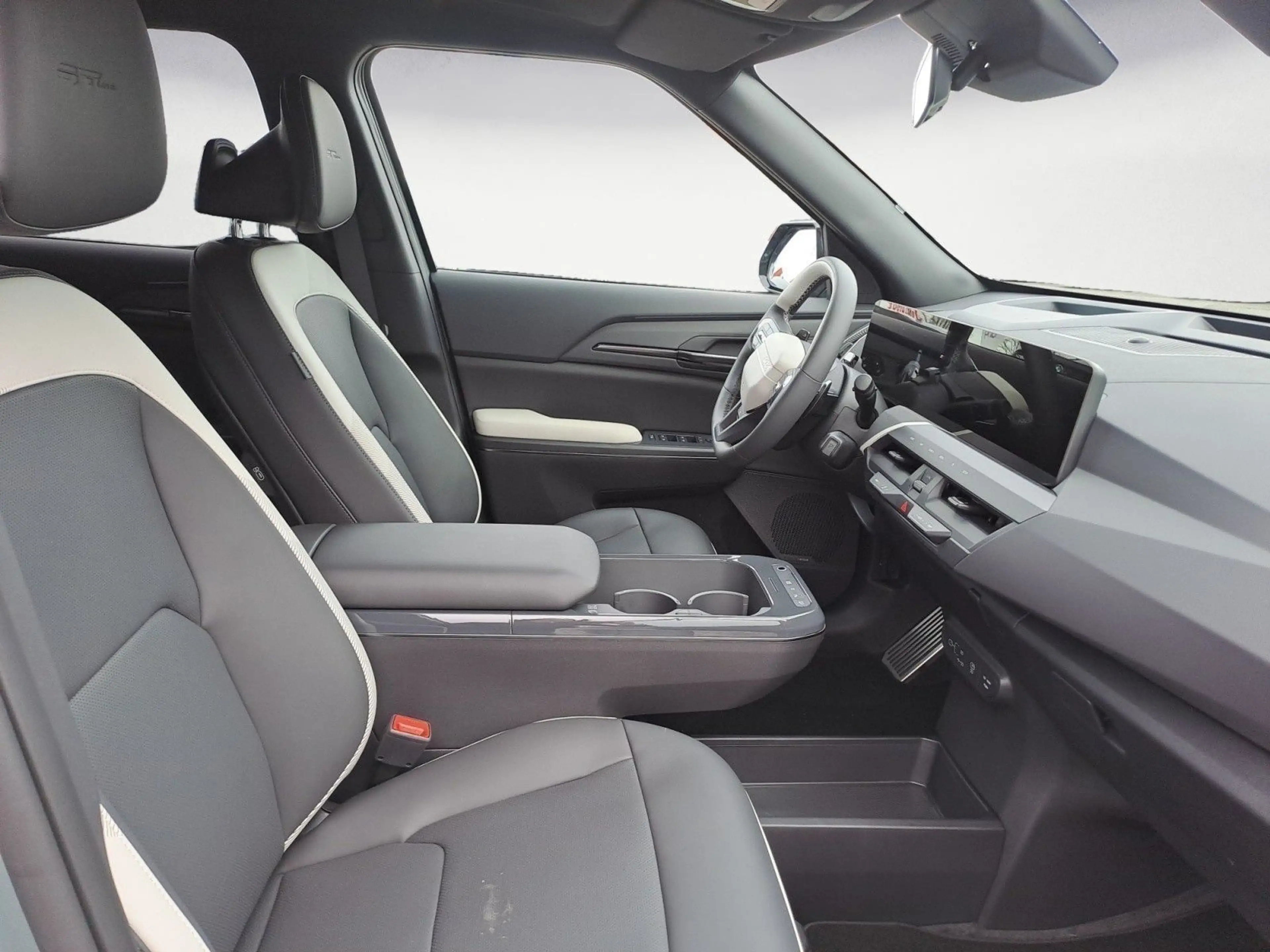Kia EV5 h GT-Line Launch Edition Frontantr. Tempom.a — photo 9