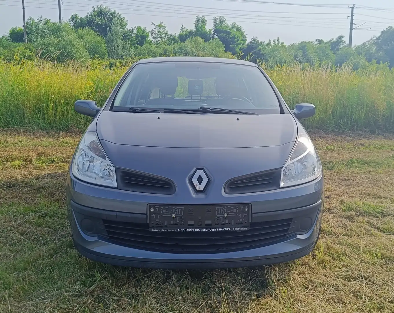 Renault Clio Expression 1,2 16V Blau - 2