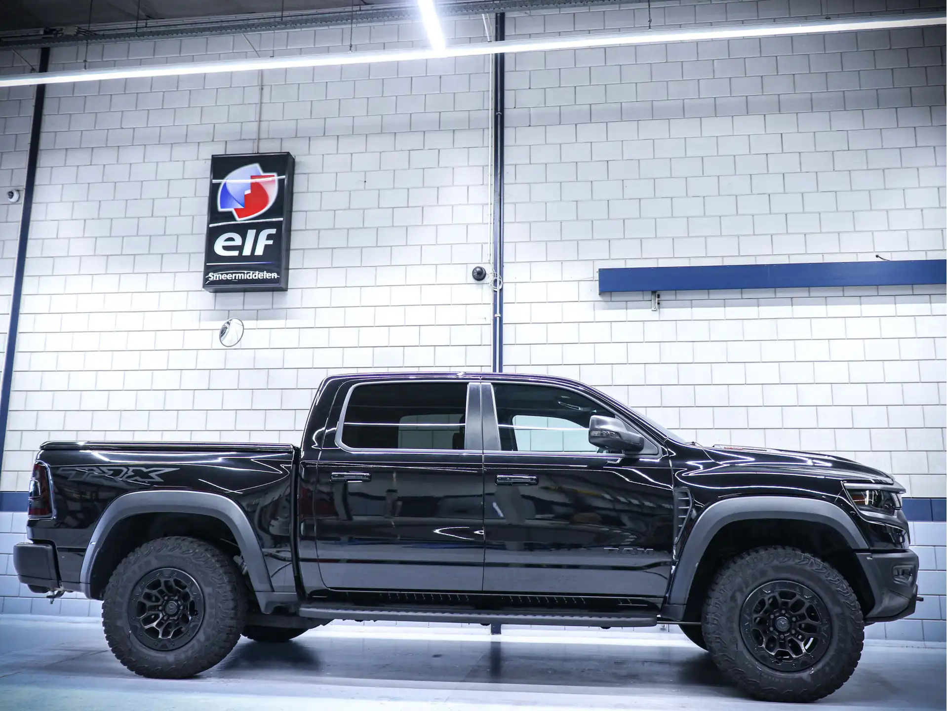 Dodge RAM 2022 검정 사진 2