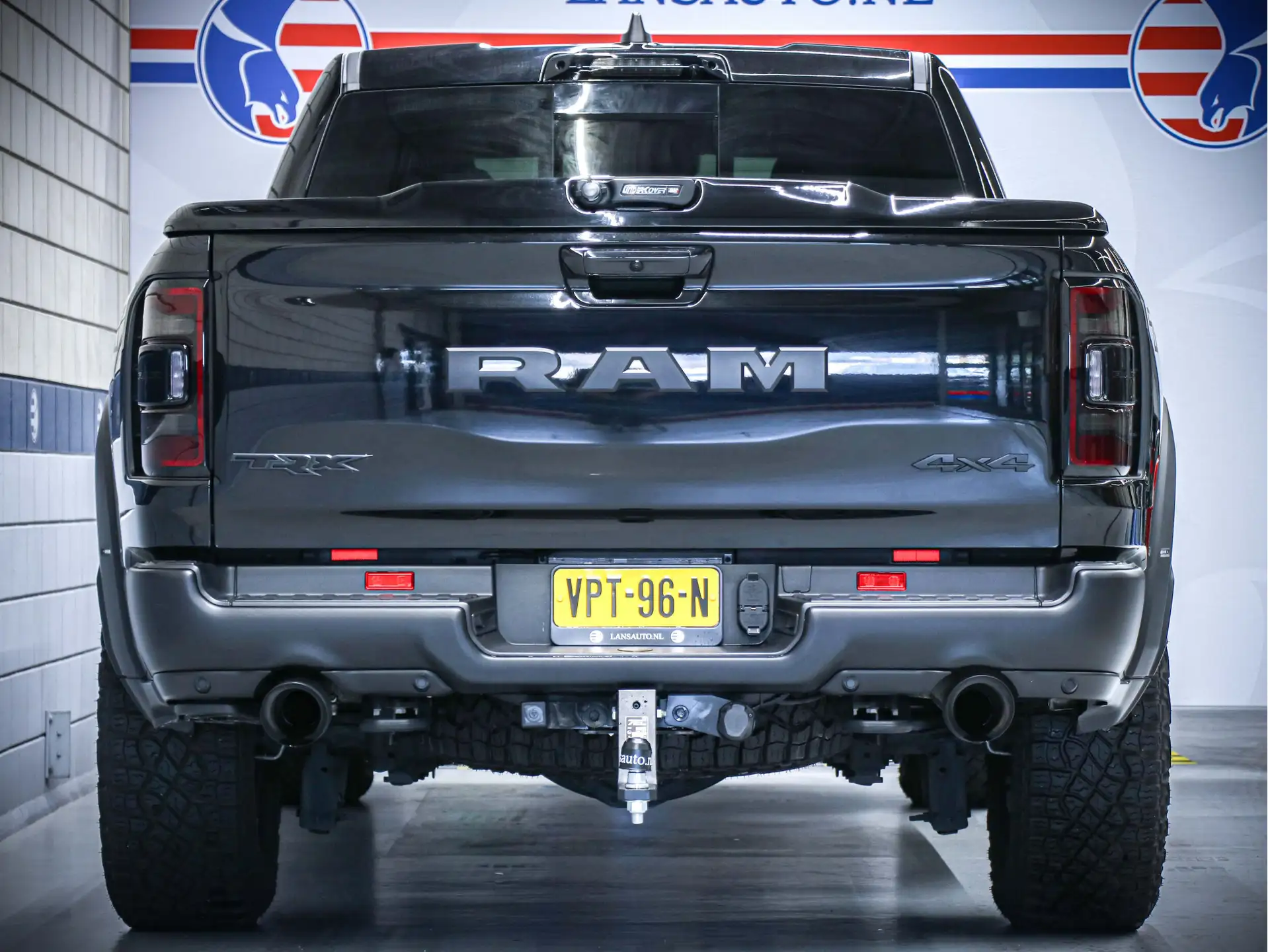 Dodge RAM 2022 검정 사진 4