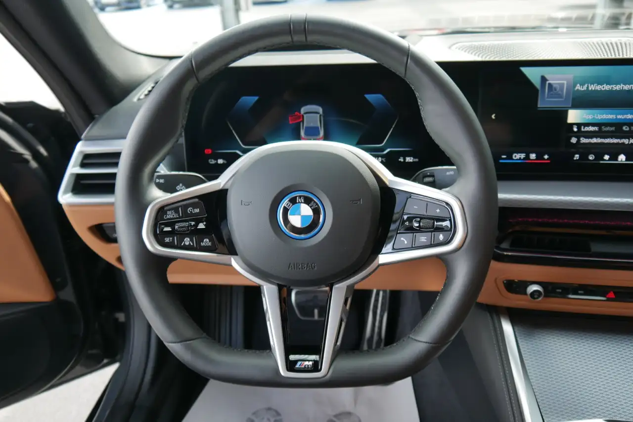 BMW i4 2026 — фото 13