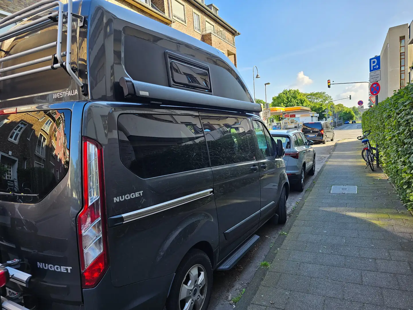 Ford Nugget Grau - 1