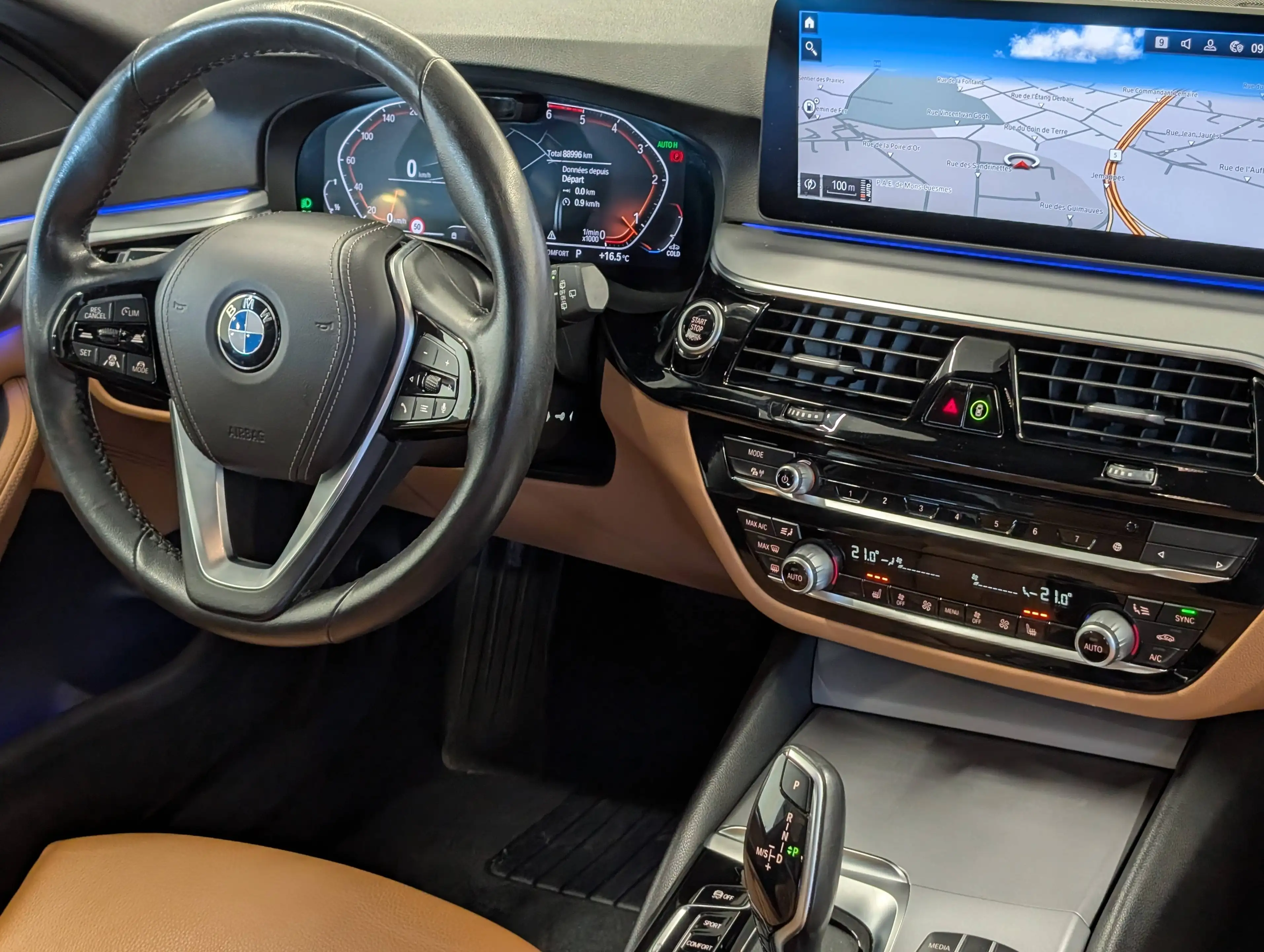 BMW 518 dA 150 Touring **CUIR SPORT-NAVI-CAMERA-DIGITAL** — photo 5