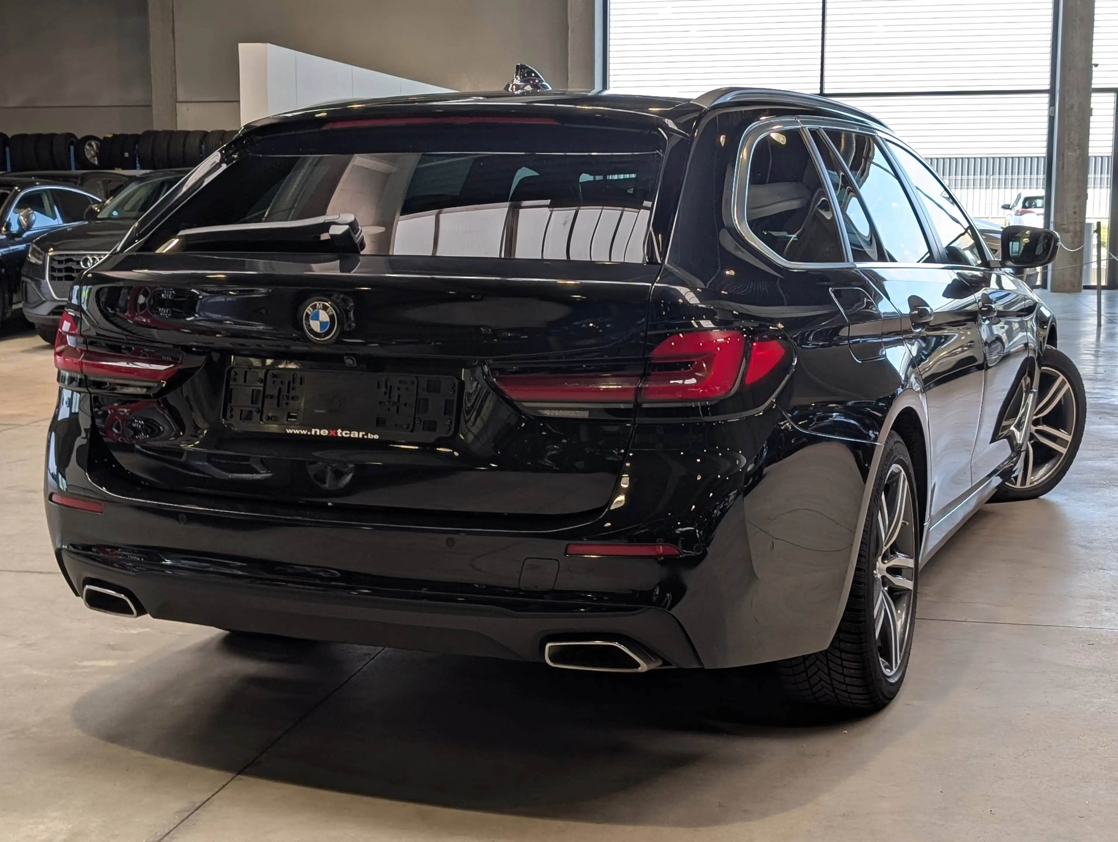 BMW 518 dA 150 Touring **CUIR SPORT-NAVI-CAMERA-DIGITAL** — photo 3