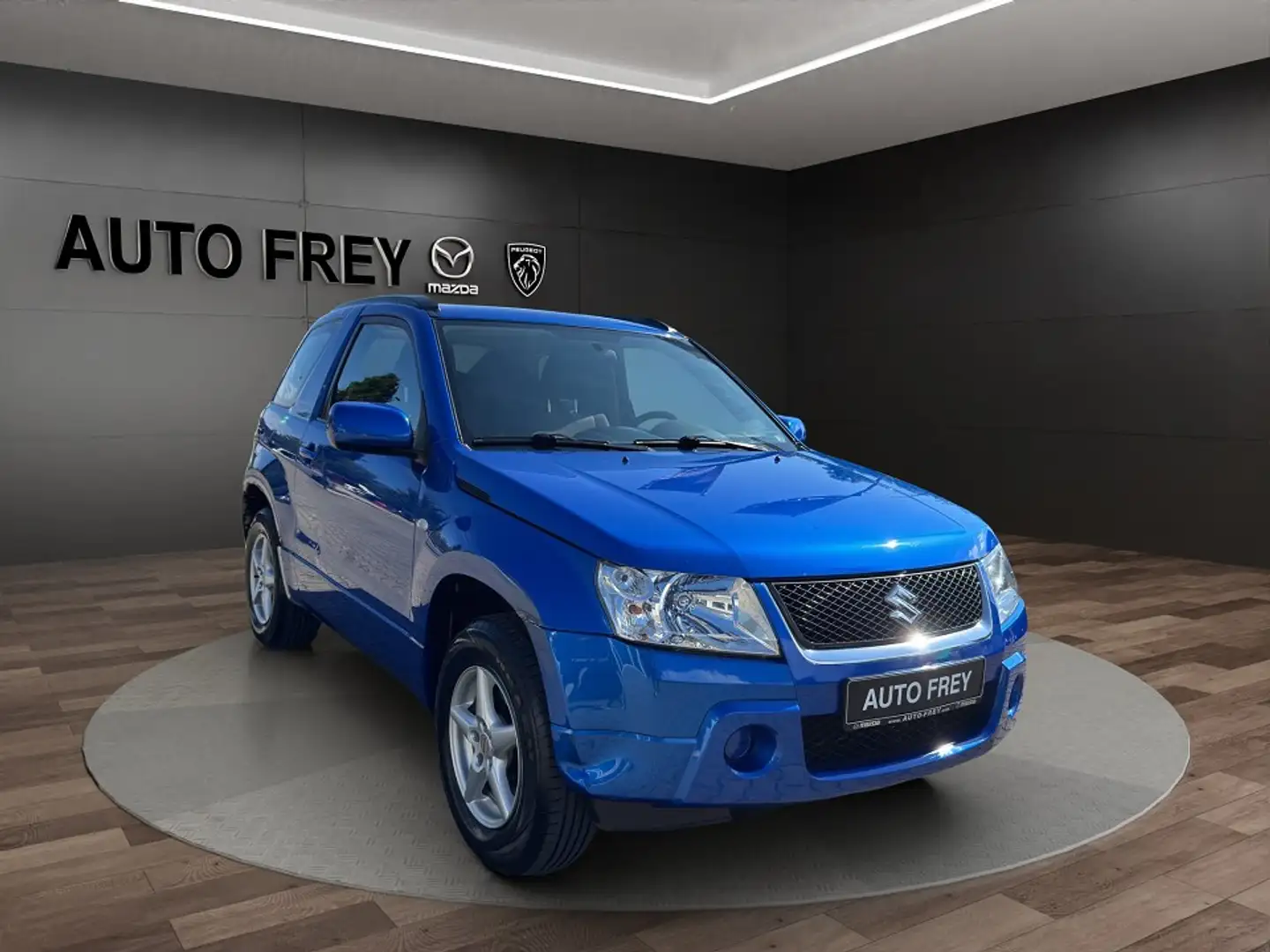 Suzuki Grand Vitara 1.6 Club AWD Albastru - 1
