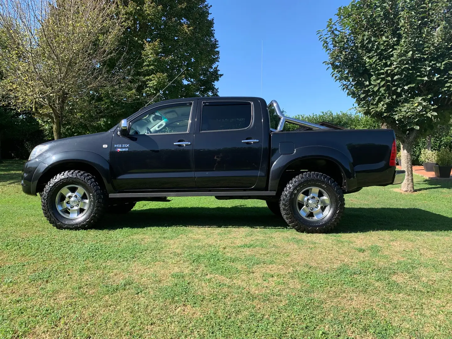 Toyota Hilux 3.0 double cab SR+ my11 crna - 2