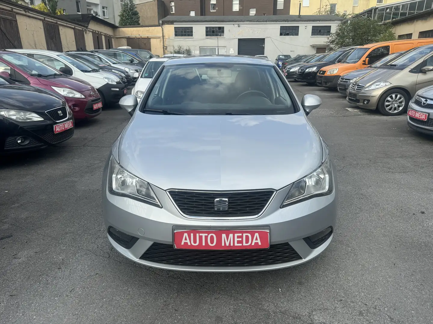 SEAT Ibiza Style Viva*Klimaaut.*TÜV NEU*Nur 86tkm gelaufen Grau - 2