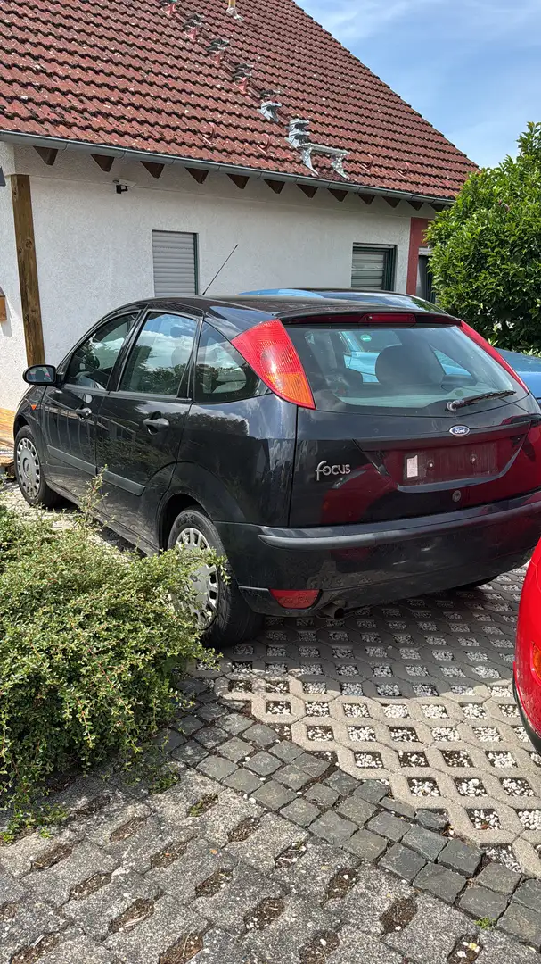 Ford Focus Trend - 2