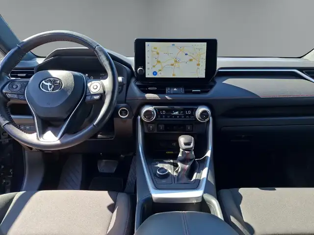 Toyota RAV4 view 13