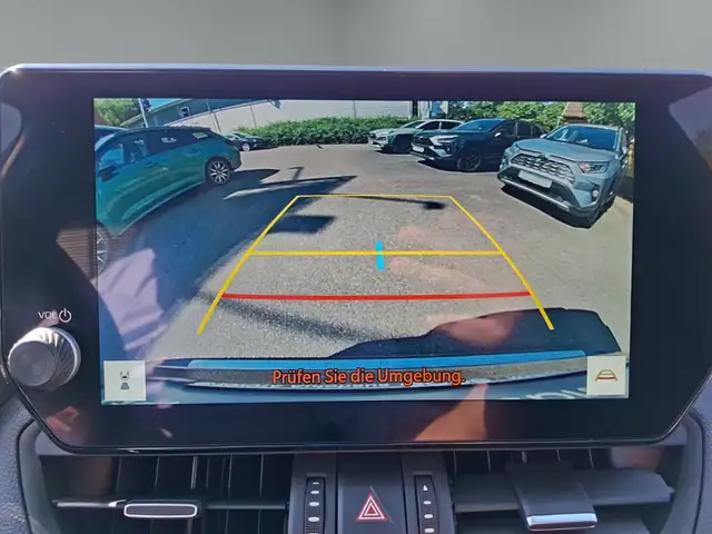 Toyota RAV4 view 16