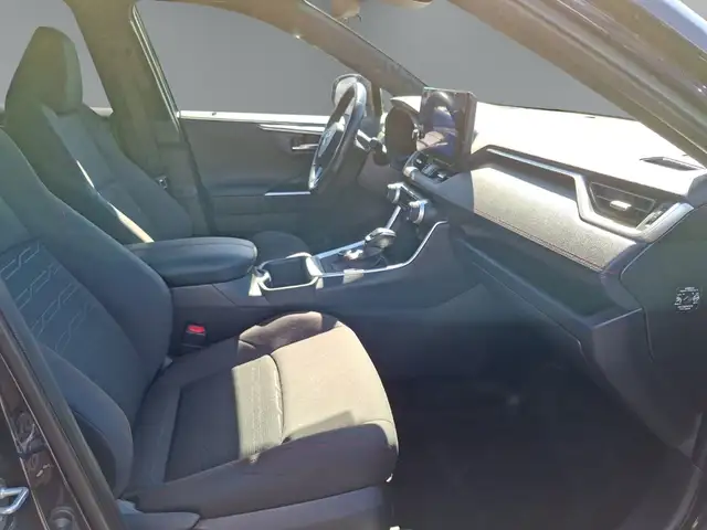 Toyota RAV4 view 12