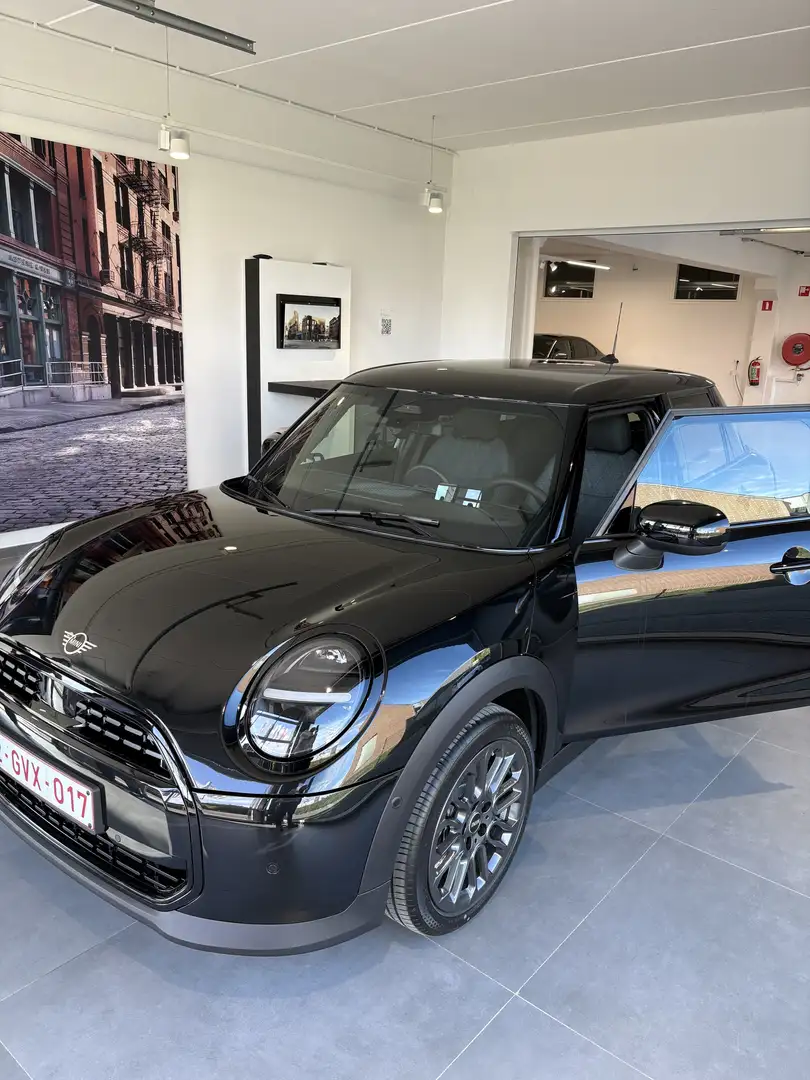 MINI Cooper C Чорний - 1