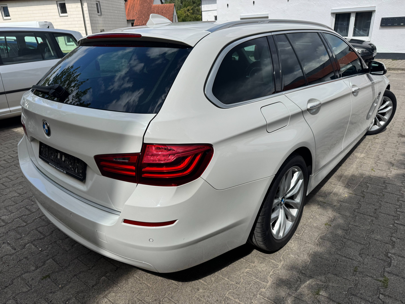 BMW 520 520d Kombi*2.HAND*PDC*LEDER*PANORAMA* — photo 5