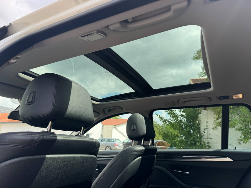 BMW 520 520d Kombi*2.HAND*PDC*LEDER*PANORAMA* — photo 12