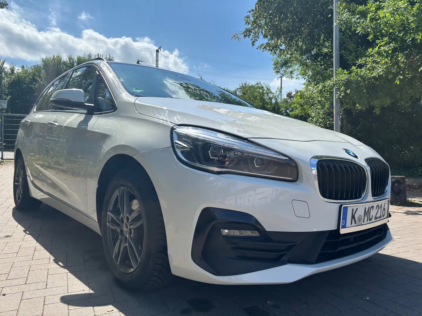 BMW 216 216d Active Tourer Advantage Weiß - 2