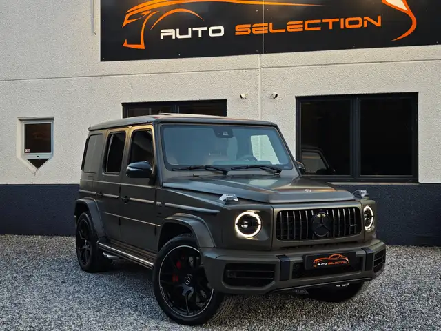 Mercedes-Benz G-Class view 3