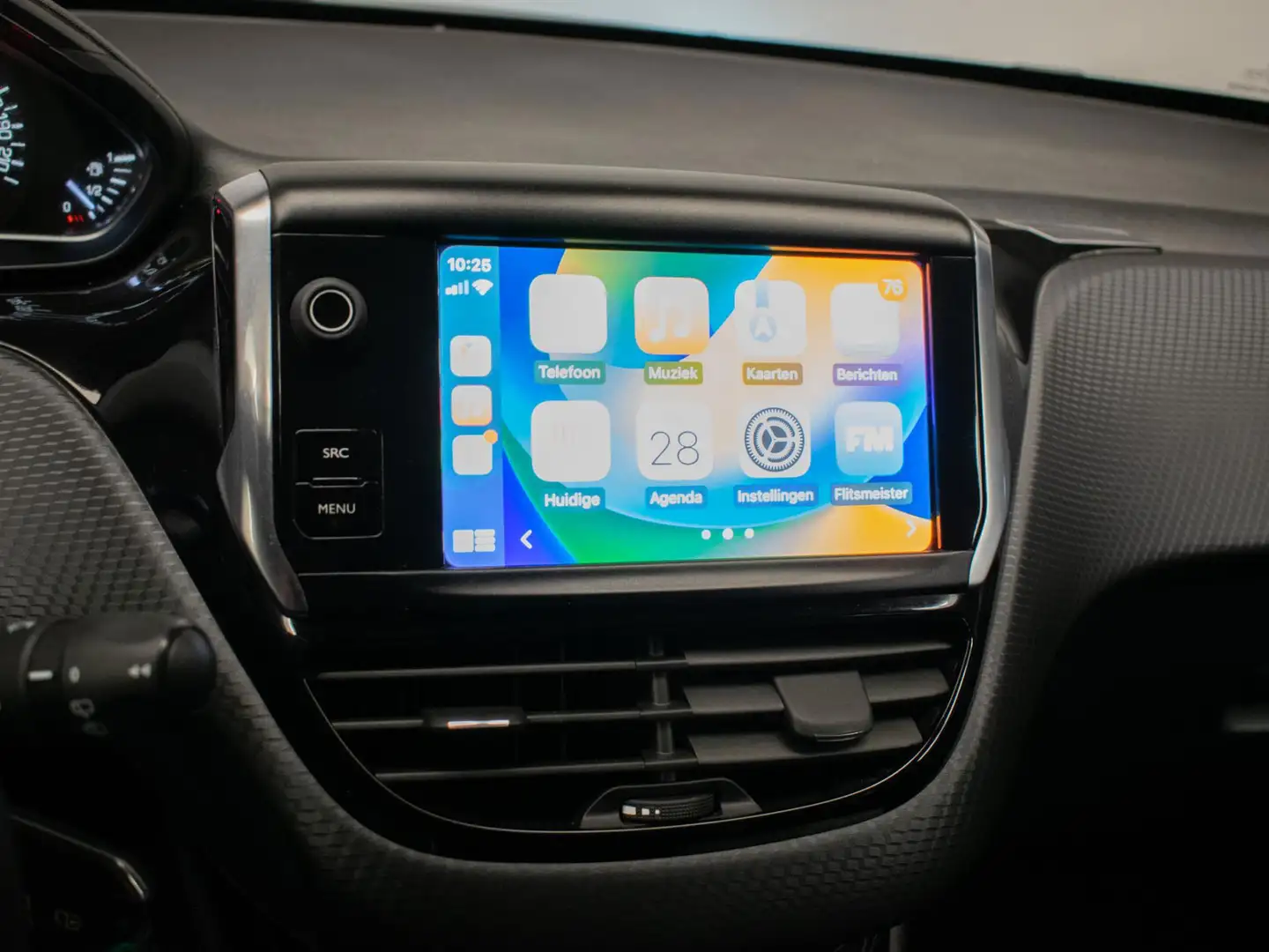 Peugeot 2008 1.2 PureTech Signature Sport (APPLE CARPLAY,NAVI,C Blauw - 2