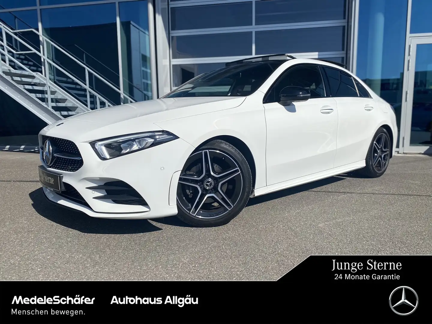 Mercedes-Benz A 180 A 180 d Limo AMG Night Pano LED Kam Totw AdSound Bianco - 1