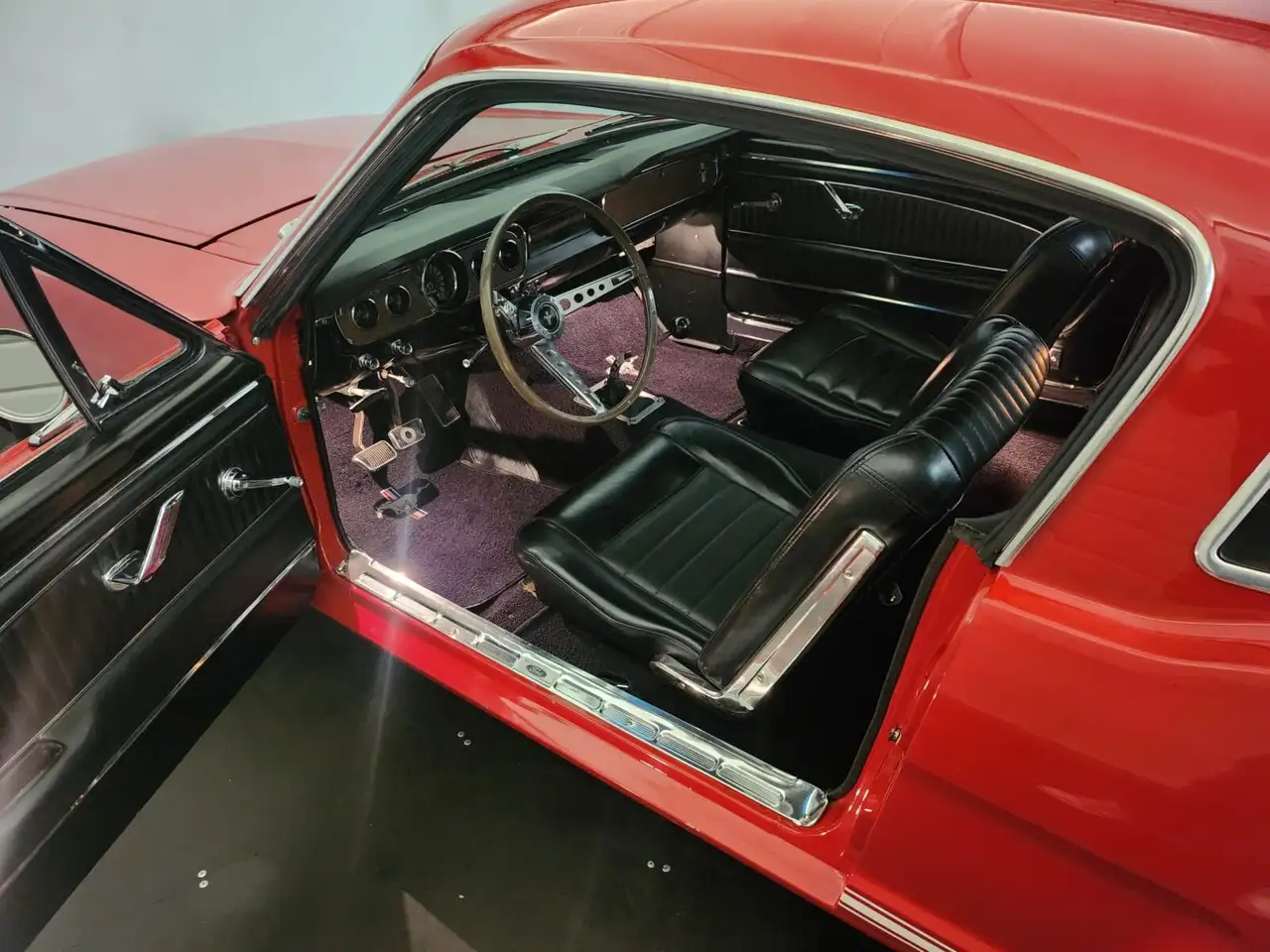 Ford Mustang Fastback GT code A, foto 5
