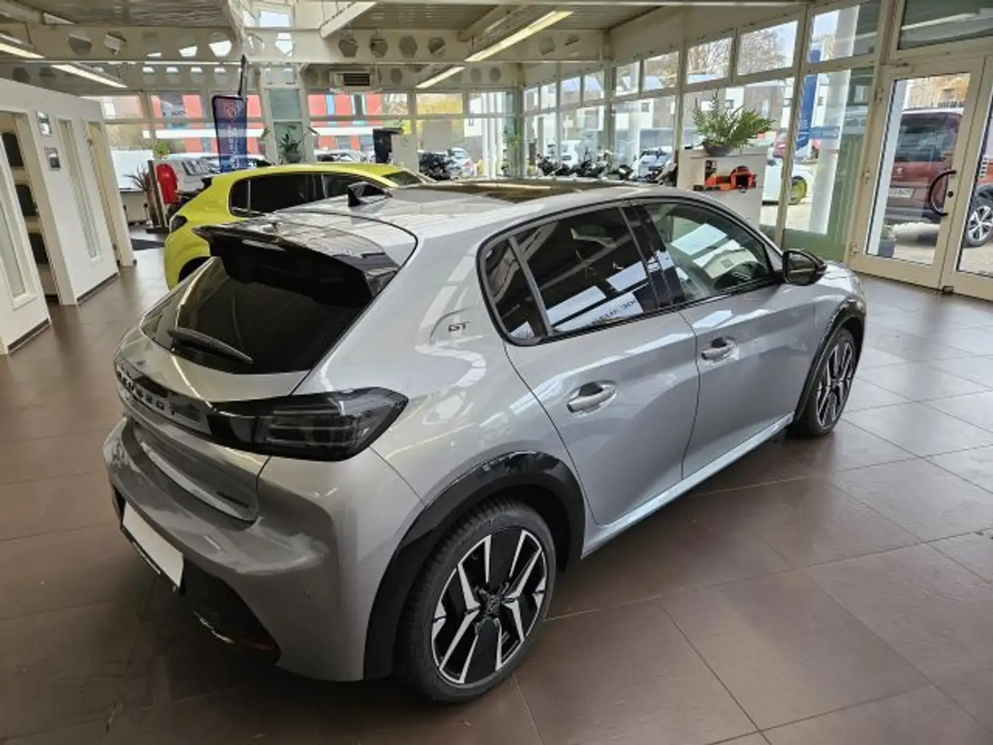 Peugeot 208 Hybrid 136 e-DSC6 GT Argent - 2