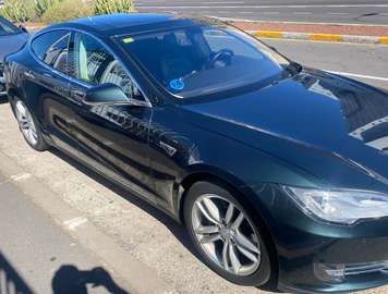 Model S 90D