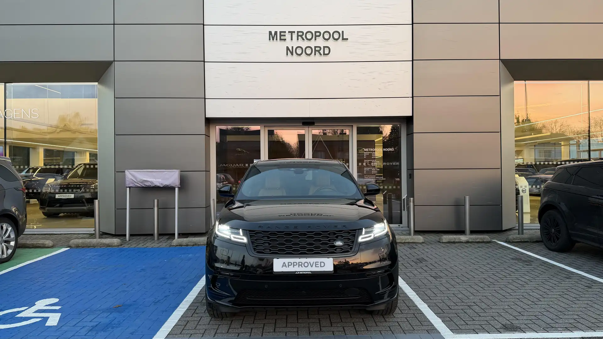 Land Rover Range Rover Velar P400e S Massage Zetels Schwarz - 2