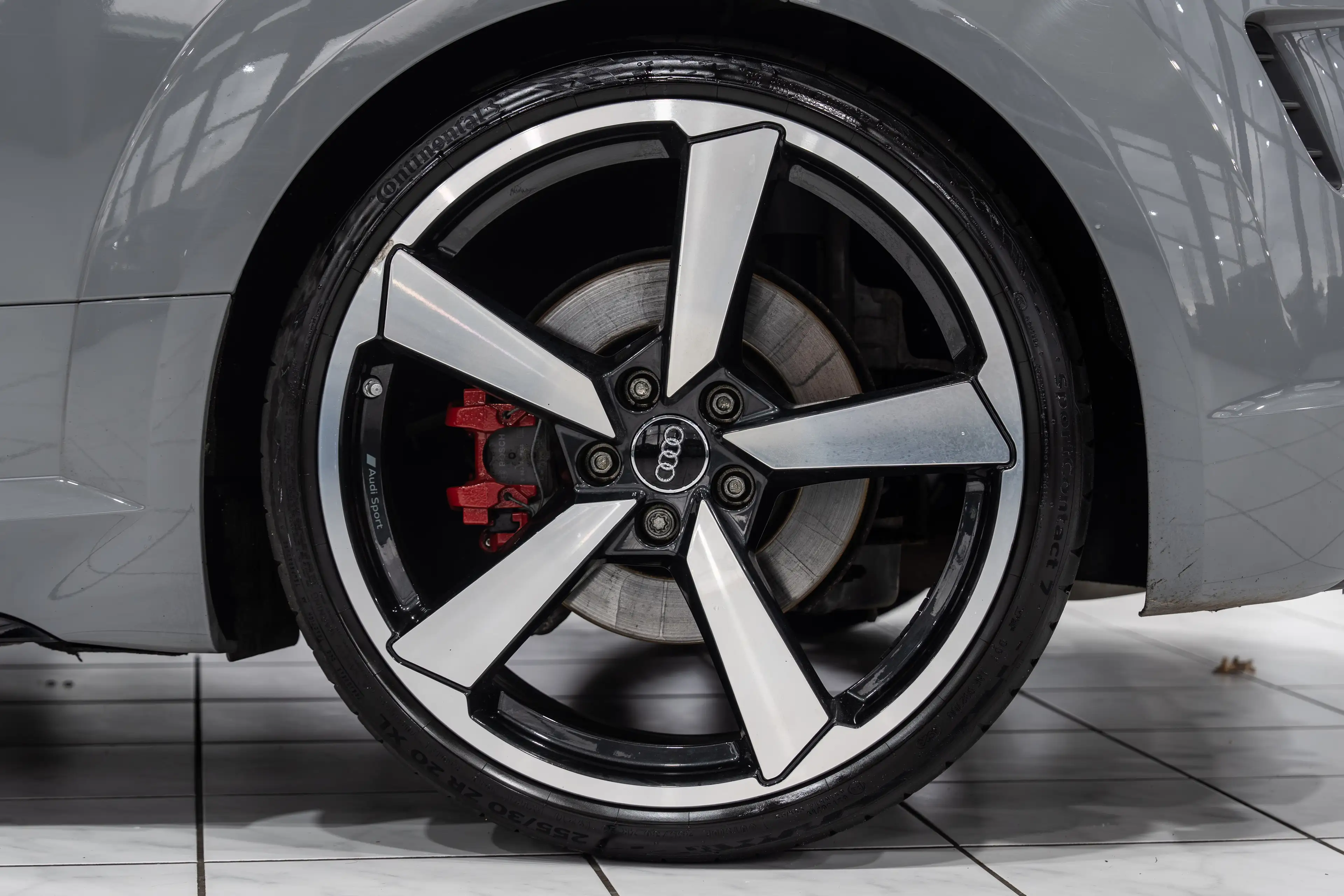 Audi TT RS TFSI quattro*RS-ABGAS*RS-SPORTSITZE*B&O*LED — photo 14