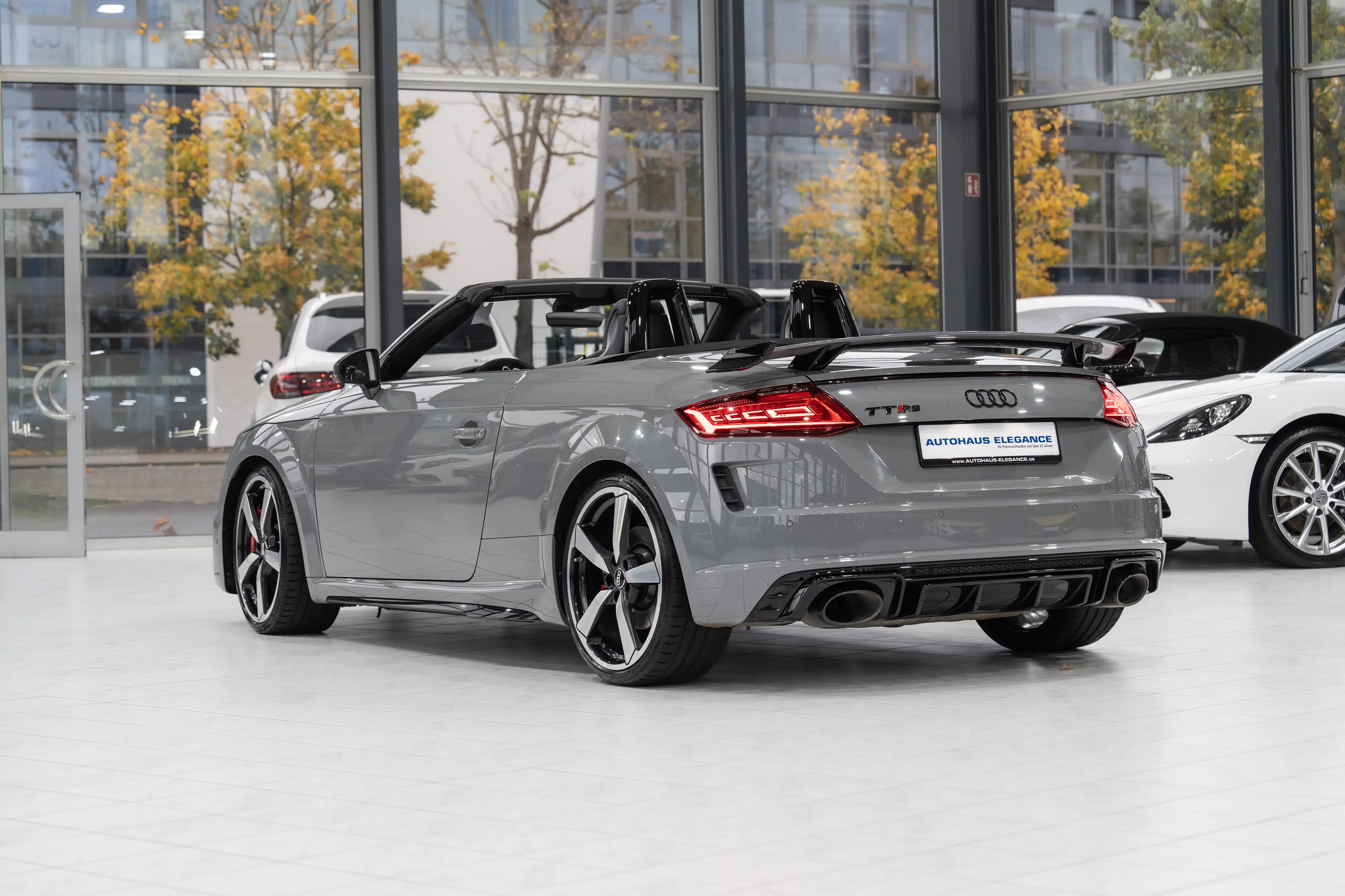 Audi TT RS TFSI quattro*RS-ABGAS*RS-SPORTSITZE*B&O*LED — photo 3