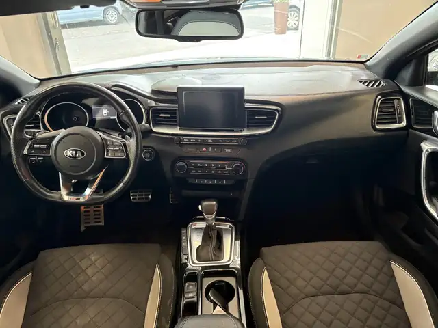 Kia ProCeed view 8