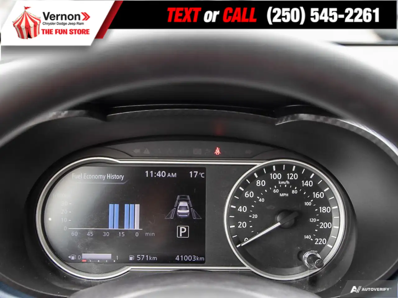 Nissan Versa photo Nissan Versa