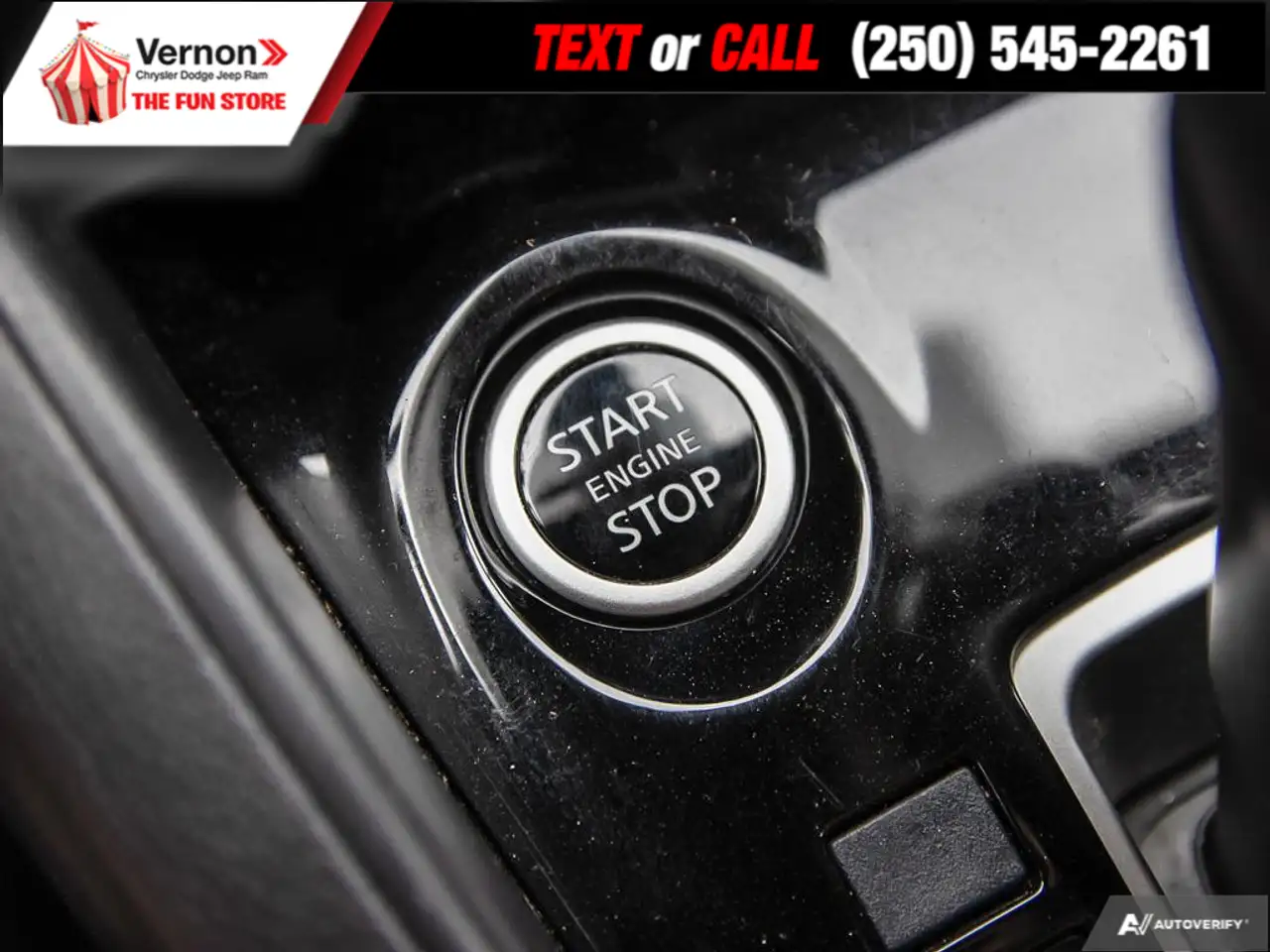 Nissan Versa photo Nissan Versa