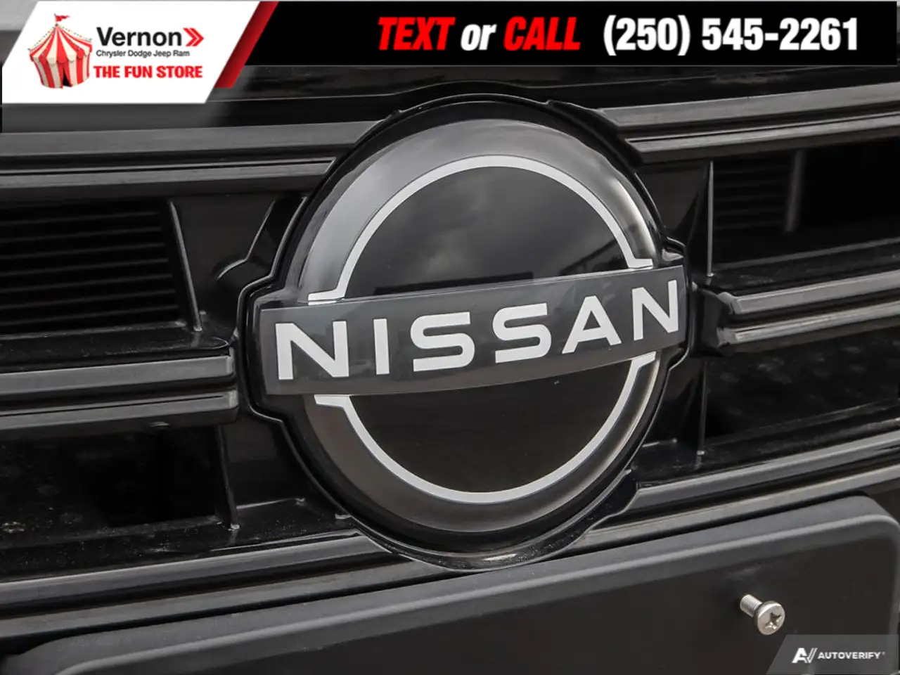 Nissan Versa photo Nissan Versa
