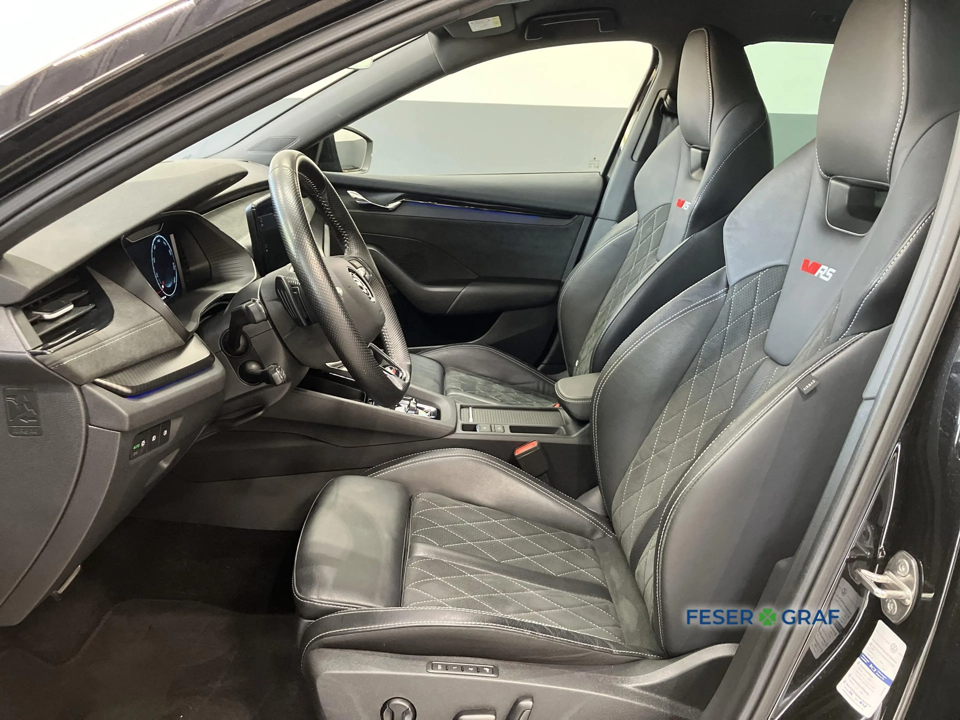 Skoda Octavia Combi RS+ TSI DSG Canton RFK HUD DCC ACC — photo 8