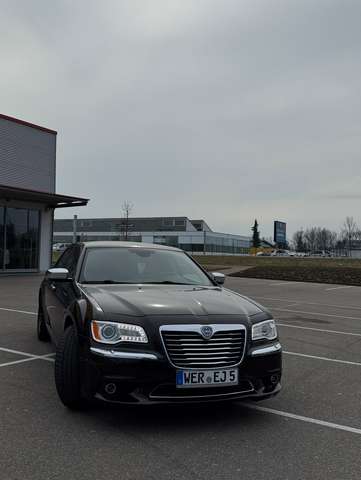 Lancia Thema 3.0 V6 CRD 24V Automatik Executive