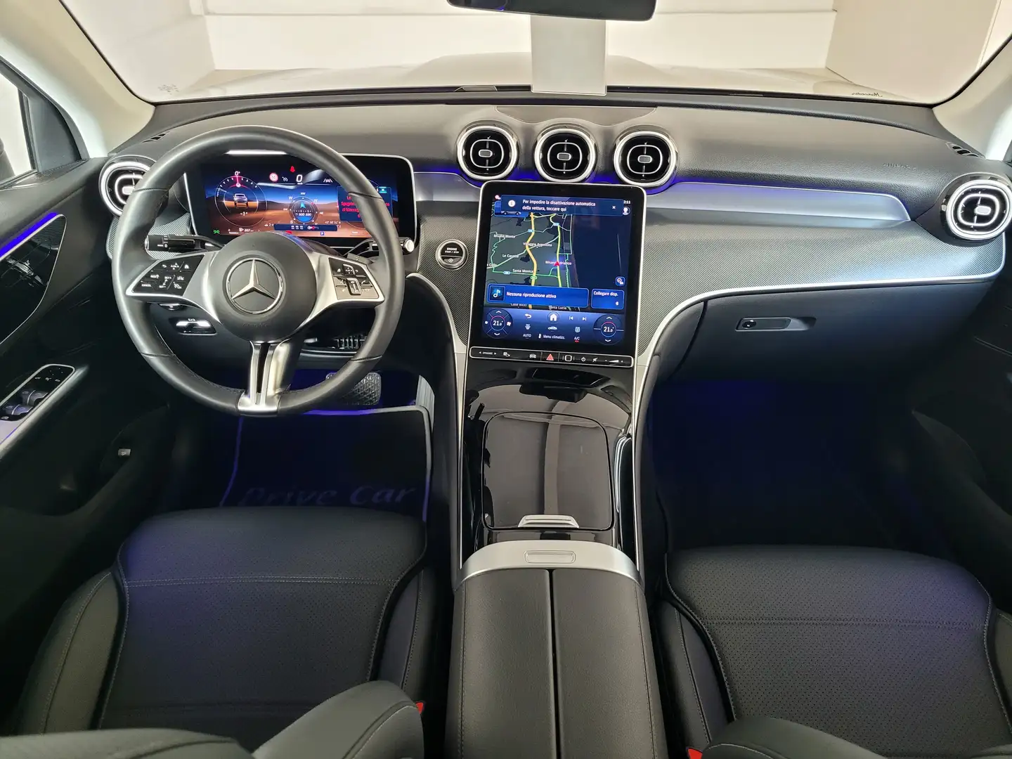 Mercedes-Benz GLC 220 d Coupè 4MATIC CARPLAY NAVI  LUCI AMBIENTE Nero - 2