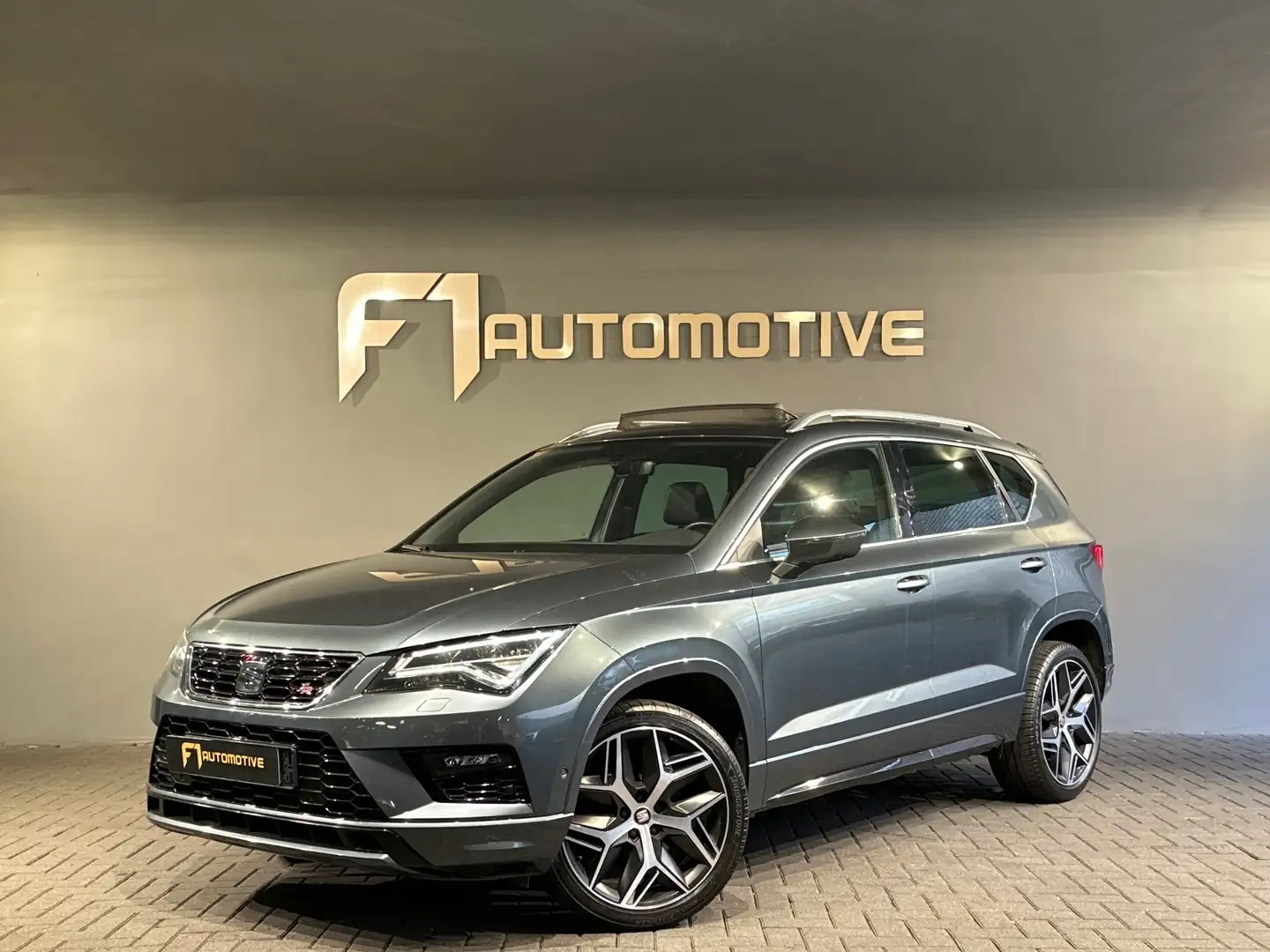 SEAT Ateca 1.5 TSI FR Pano|Keyles|Leer|Trekhaak|CarPlay|VOL Gris - 1