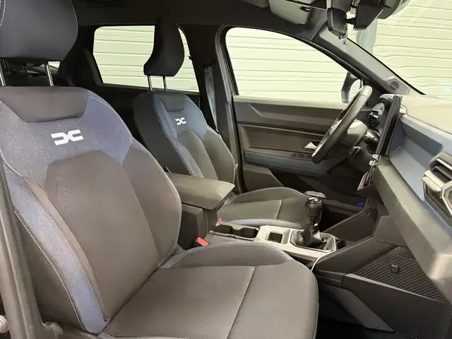 Dacia Bigster view 10